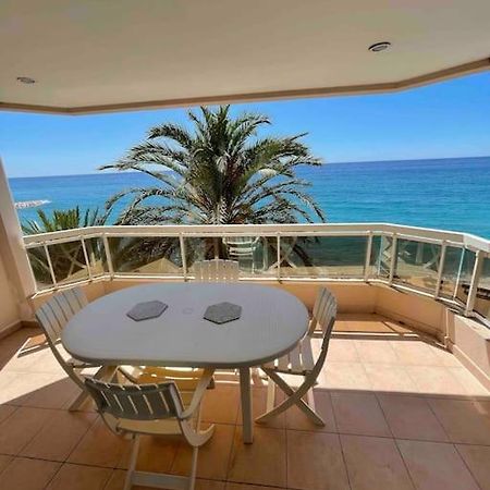 Appartement Bord De Mer Avec Garage Mentone Esterno foto