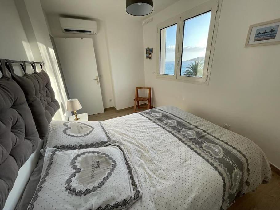 Appartement Bord De Mer Avec Garage Mentone Esterno foto