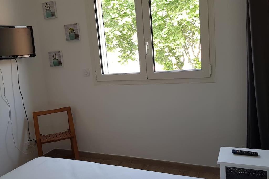 Appartement Bord De Mer Avec Garage Mentone Esterno foto