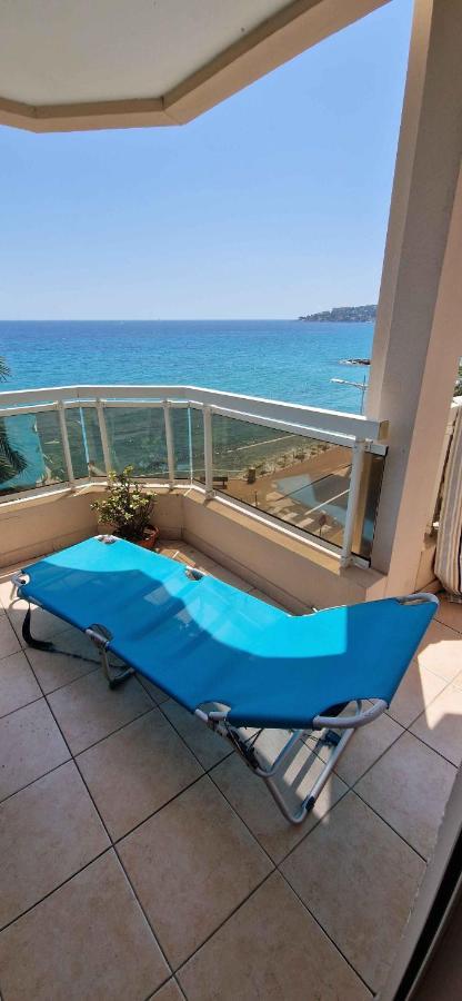 Appartement Bord De Mer Avec Garage Mentone Esterno foto
