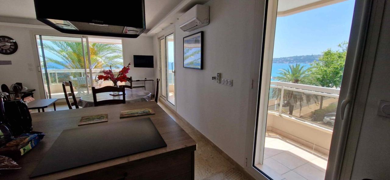 Appartement Bord De Mer Avec Garage Mentone Esterno foto