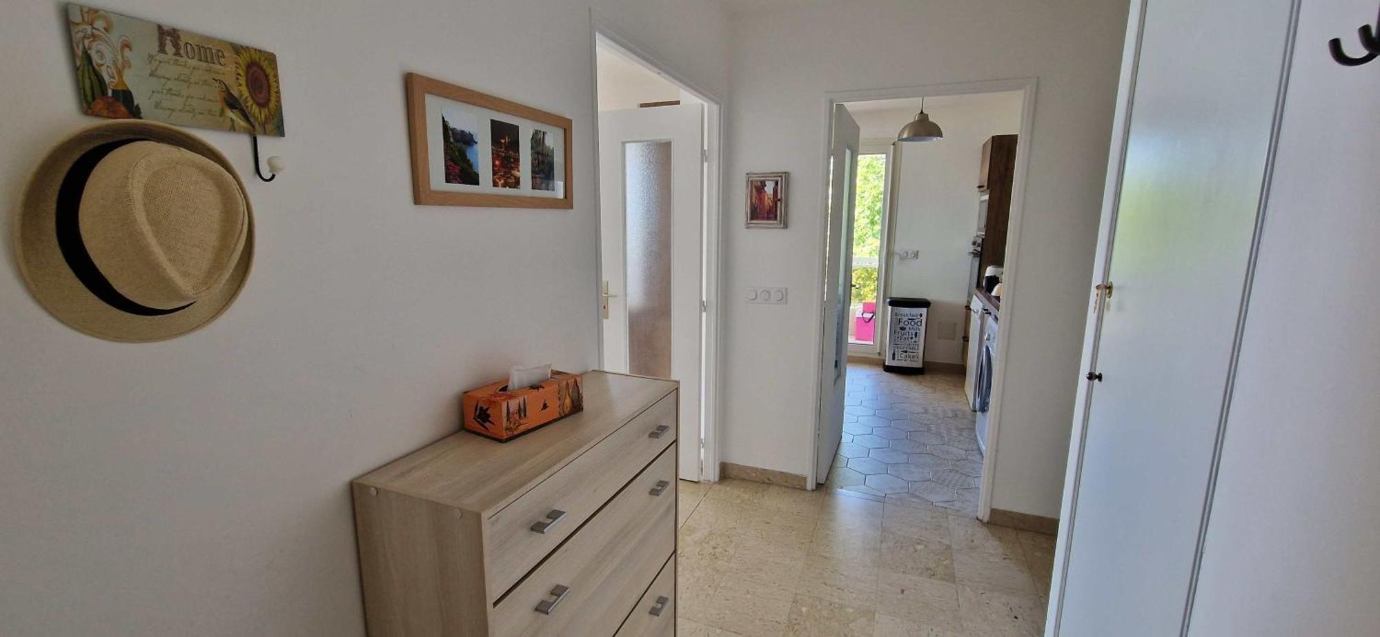 Appartement Bord De Mer Avec Garage Mentone Esterno foto